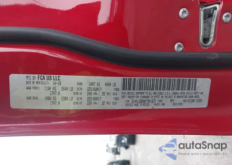 2019 Jeep Compass Latitude 4X4 z USA, uszkodzony, nr VIN 3C4NJDBB8KT641671